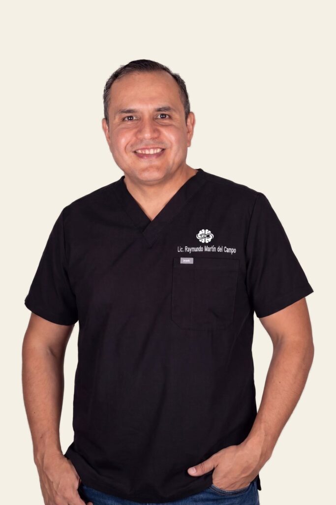 Lic. Raymundo Martín del Campo Cruz, retrato profesional